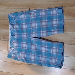 Puma Men's Size 34 Waist Golf Shorts